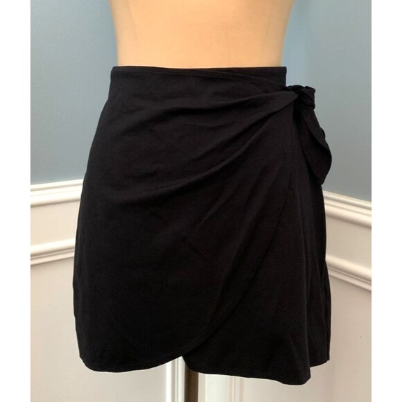 Ann Taylor LOFT Skirt Womens LP Petite Mini Wrap Style Ponte Office Academia - Picture 1 of 7